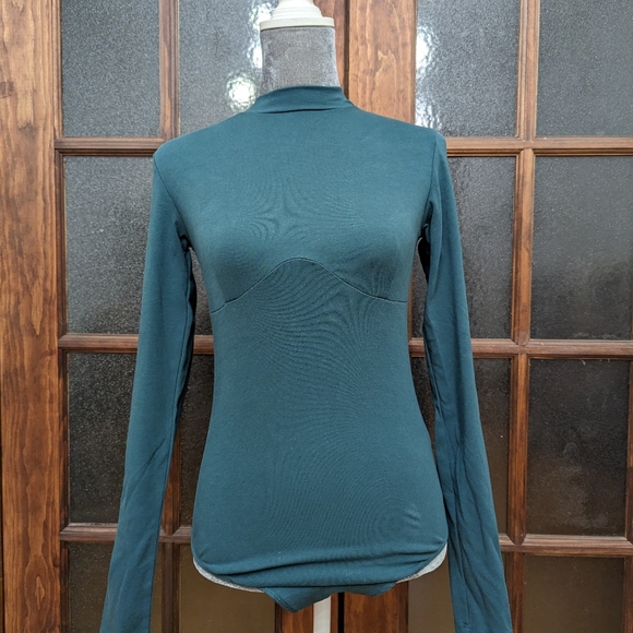 Talula forest emerald green open back bodysuit Medium - Picture 2 of 2